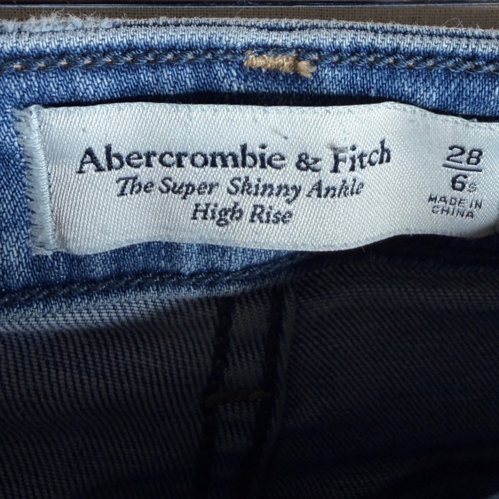 Abercrombie & Fitch Super Skinny Ankle High Rise Jeans size 28/6s Blue - Picture 2 of 9